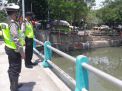 Antisipasi Potensi Banjir, Polsek Pabean Cantikan Pantau Debit Air