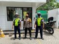 Polsek Asemrowo Lakukan Patroli Rutin, Sampaikan Pesan Waspada Orang Tak Dikenal