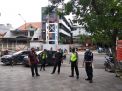 Patroli Rumah Sakit Al Irsyad, Polsek Pabean Cantikan Cegah Pengambilan Paksa Jasad Pasien Covid-19