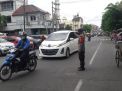 Polsek Pabean Cantikan Gelar Pengaturan Sore di Jalan Bunguran, Berikan Pelayanan Pada Masyarakat