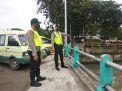 Antisipasi Banjir, Polsek Pabean Cantikan Pantau Debit Air di Sungai Kalimas