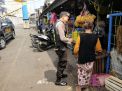 Satsabhara Polres Tanjung Perak Patroli Pasar Ujung, Sampaikan Pesan Waspada 3C