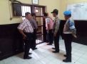 Pantau Kesehatan Tahanan, Polsek Pabean Cantikan Laksanakan Pengecekan Rutin