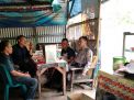 Babinkamtibmas Sukolilo Baru Sosialisasi SPKT Door To Door Ke Warga Larangan