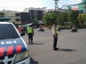 Polsek Pabean Cantikan Lakukan Pengaturan Sore, Bantu Kepulangan Pekerja