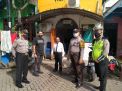 Polsek Asemrowo Lakukan Pengamanan Kebaktian Rutin Minggu Pagi