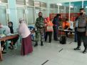 Polsek Semampir Lakukan Pengamanan Pembagian BLT di Terminal Wisata Religi Ampel