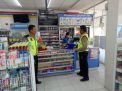 Polsek Kenjeran Lakukan Upaya Pengamanan Melalui Kegiatan Patroli Mini Market