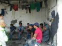 Babinkamtibmas Genting Kalianak Titip Pesan Tertib Berlalu Lintas