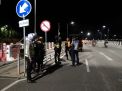 Anggota Satlantas Polres Tanjung Perak & Instansi Samping Pantau Situasi Keamanan di Jembatan Surabaya