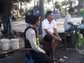 Patroli Pemukiman, Satsabhara Polres Tanjung Perak Sampaikan Himbauan Waspada Orang Tak Dikenal