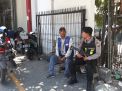 Satsabhara Polres Tanjung Perak Gelar Patroli Antisiasi 3C di Mini Market