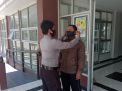 Babinkamtibmas Tambak Wedi Berikan Masker Gratis Untuk Warga Rusun