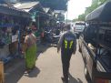 Satsabhara Polres Tanjung Perak Patroli Bersama Sekuriti Pelindo di Pasar Ujung