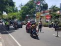 Polsek Pabean Cantikan Bareng Staf Kecamatan Lakukan Operasi Penertiban Masker