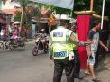 Polsek Asemrowo Laksanakan Operasi Penertiban Masker Bersama Satpol PP di Jalan Asem Raya