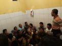Antisipasi Tahanan Sakit, Polsek Asemrowo Rutin Lakukan Pengecekan Setiap Hari
