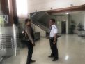 Satsabhara Polres Tanjung Perak Patroli Dialogis Bersama Sekuriti Bank BRI
