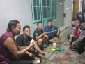 Babinkamtibmas Dupak Sambang Siskamling, Sampaikan Pesan Waspada Orang Asing