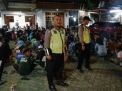 Polsek Asemrowo Lakukan Pengamanan Pembagian Zakat Mal