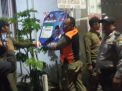 Babinkamtibmas Krembangan Utara Kawal Penertiban APK Caleg