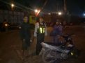 Jaga Keamanan Wilayah, Satsabhara Polres Tanjung Perak Lakukan Patroli Malam