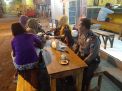 Babinkamtibmas Krembangan Utara Sambang Ibu-Ibu, Beri Penyuluhan Cegah Tawuran