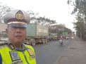 Pengaturan Lalin Sore di Jalan Margomulyo, Antisipasi Kemacetan