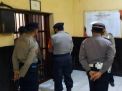 Polsek Pabean Cantikan Gelar Pengecekan Rutin Ruang Tahanan Antisipasi Barang Terlarang & Pantau Kesehatan Tahanan