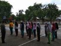 Babinkamtibmas Takal Kedinding Narsis Bareng Murid-murid SMAN 19