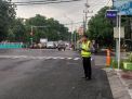 Bantu Kepulangan Pekerja, Polsek Kenjeran Laksanakan Pengaturan Sore