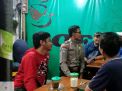 Babinkamtibmas Dupak Sampaikan Waspada 3C Kepada Warga Pasar Sore Babadan Rukun