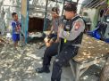 Satsabhara Polres Tanjung Perak Patroli Pemukiman, Beri Pesan Waspada Orang Tak Dikenal