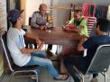 Babinkamtibmas Polsek Semampir Sampaikan Pesan Anti Hoax Ke Pengurus Kampung
