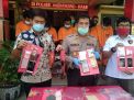 Polsek Asemrowo Gelar Konferensi Pers Keberhasilan Ungkap Pengedar Pil Double L Jaringan Lapas
