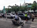Satlantas Polres Tanjung Perak Beri Pelayanan Melalui Pengaturan