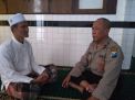 Panit Binmas Polsek Semampir Sosialisasikan SPKT Door To Door Ke Pengurus Masjid