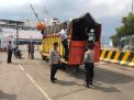 Kabag Ops Polres Tanjung Perak Periksa Truk Muatan, Antisipasi Penyelundupan Pemudik
