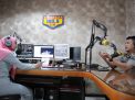 Kapolres Tanjung Perak Sosialisasikan Program Unggulan di Radio Wijaya FM