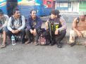 Satsabhara Polres Tanjung Perak Gelar Patroli Dialogis Bersama Calon Penumpang Kapal
