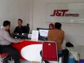 Sambang Kantor Ekspedisi, Babinkamtibmas Ampel Sosialisasikan SPKT Door To Door