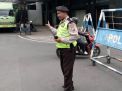 Polsek Pabean Cantikan Lakukan Pengaturan Sore, Bantu Kepulangan Pekerja