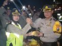 Polres Tanjung Perak Terima Kiriman Tumpeng Walikota Surabaya Sebagai Ucapan Hari Bhayangkara-73
