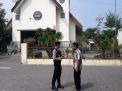 Satsabhara Polres Tanjung Perak Patroli Gereja Santo Michael