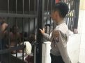 Antisipasi Tahanan Sakit, Polsek Kenjeran Laksanakan Pengecekan Rutin Pagi-Malam
