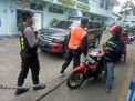Patroli PT DOK, Satsabhara Polres Tanjung Perak Titip Pesan Waspada Curanmor