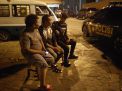 Patroli Terminal Ujung, Satsabhara Polres Tanjung Perak Titip Pesan Kamtibmas Ke Sopir Angkot