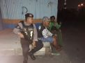 Patroli di Pergudangan, Satsabhara Polres Tanjung Perak Sampaikan Waspada Orang Tak Dikenal