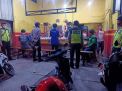 Polsek Krembangan Bubarkan Pengunjung Warkop Untuk Cegah Penularan Virus Corona