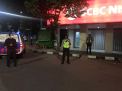 Cegah Kriminalitas di Kantor Bank, Polsek Pabean Cantikan Lakukan Patroli Malam